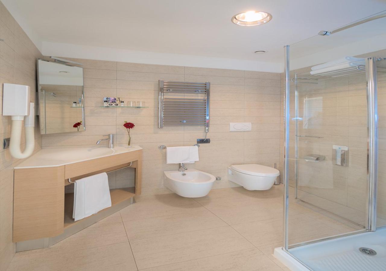 Hotel Domina Milano Fiera 4*