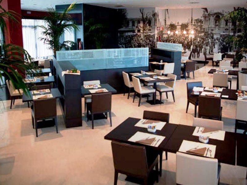 Domina Milano Fiera Hotel 4*