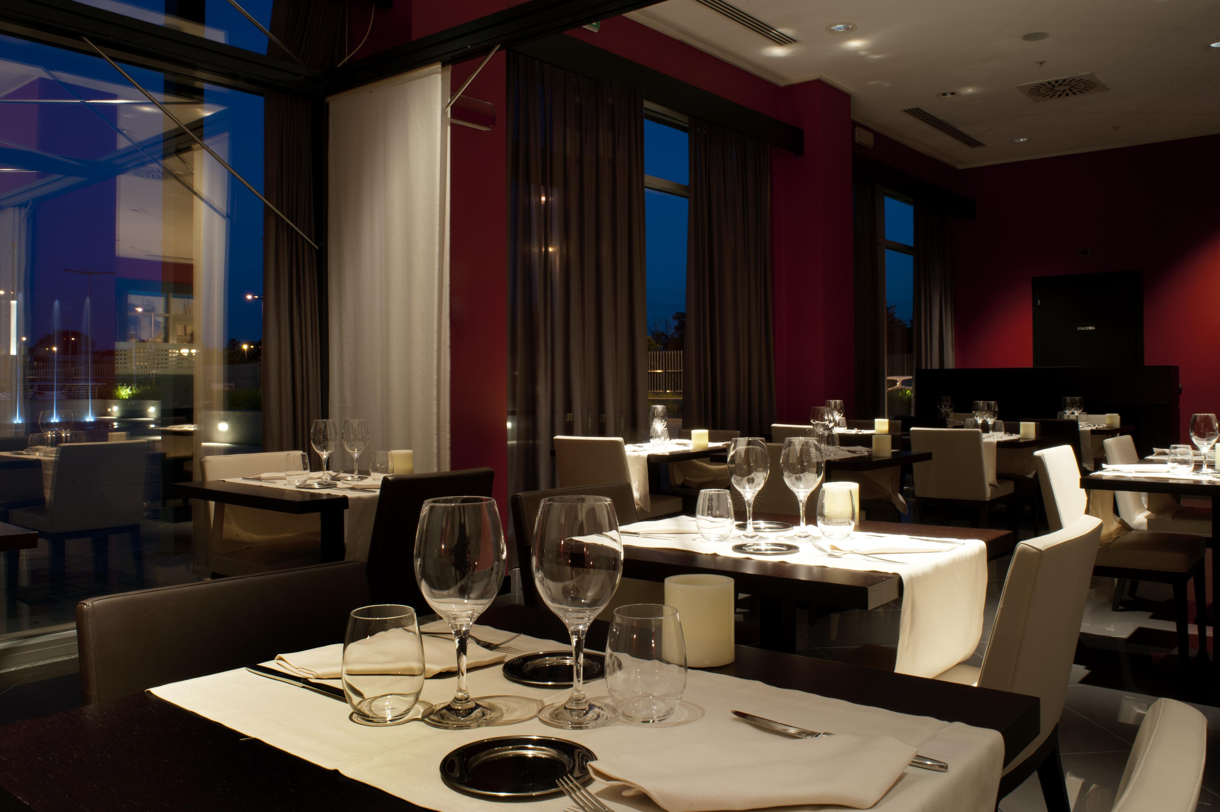 Domina Milano Fiera 4*