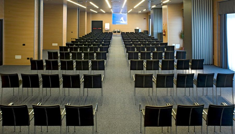 Domina Milano Fiera 4*